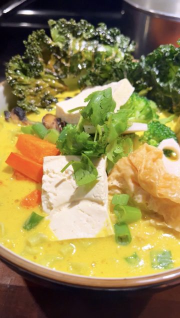 Chau Veggie Express' Golden Temple Soup (Copycat Recipe!)